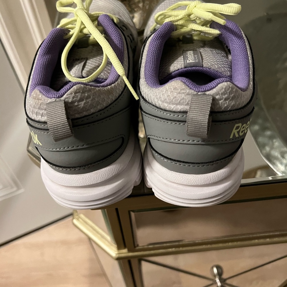 Rebook Wn’s 6 Running Memory Foam Gray Size 9 - image 3